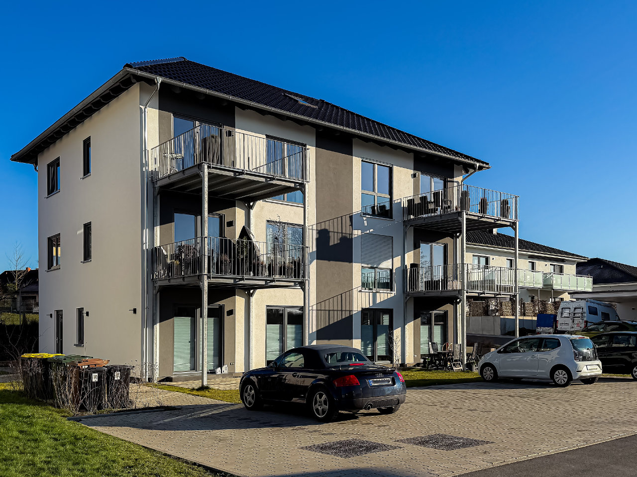 Außenansicht Mehrfamilienhaus mit 5 Wohneinheiten